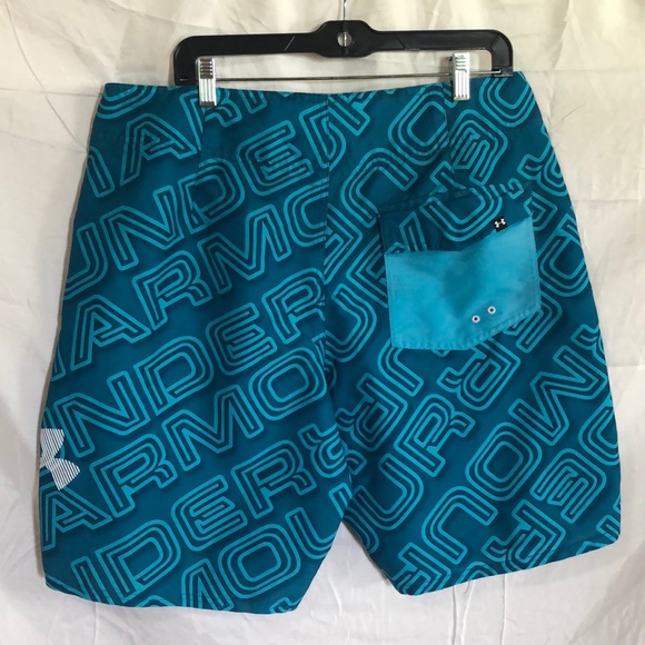 Under armor swim trunks - Picture 2 of 8
